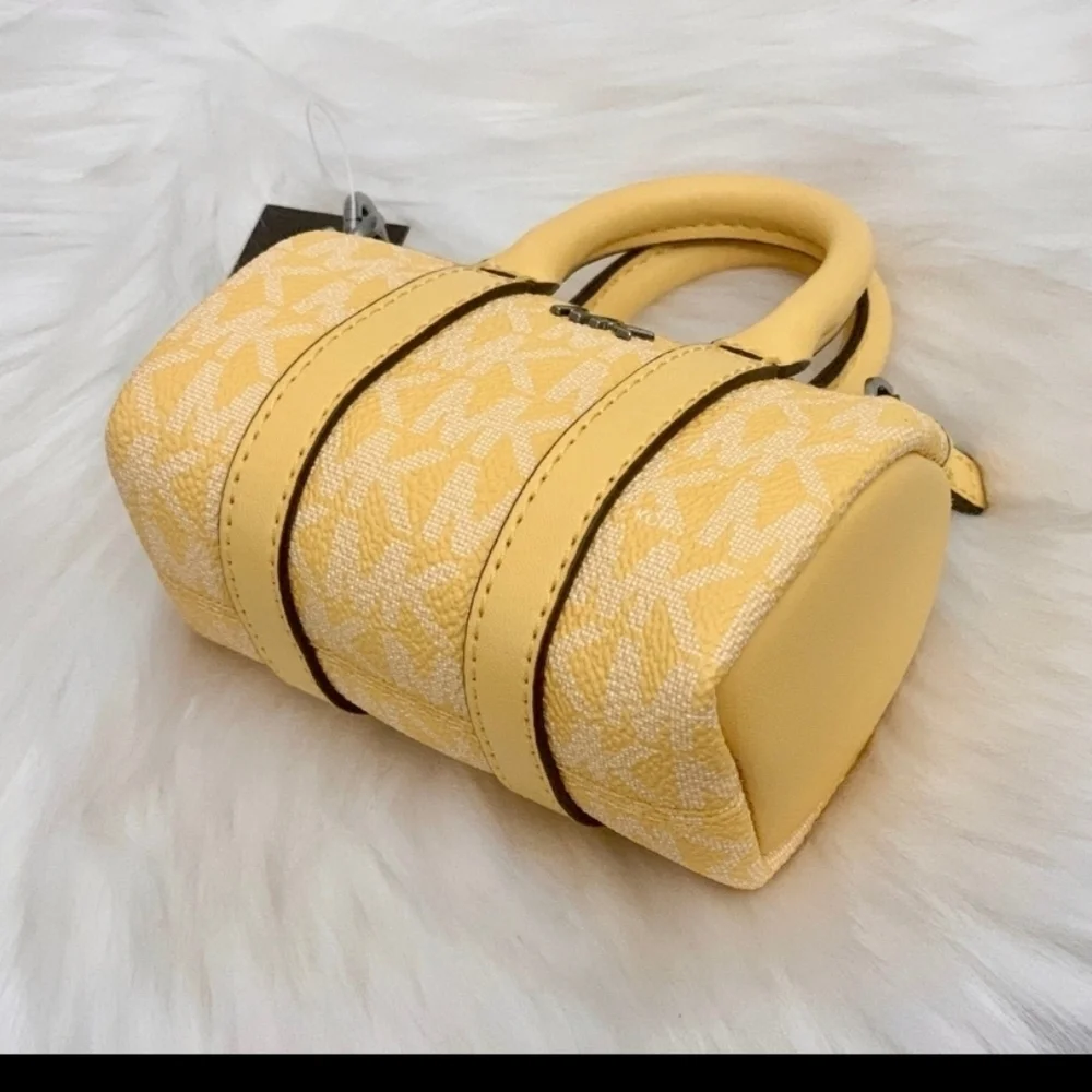 💛▪️MICHAEL KORS ▪️yellow MICRO DUFFLE KEYFOB BAG 4.5 x 3